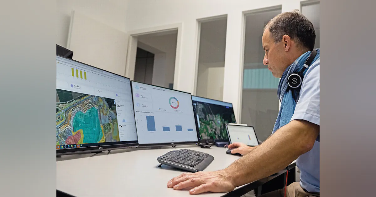 Caterpillar Adds Cat Grade and Compact, Operator Coachine and E ...