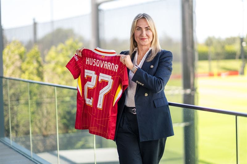 668f267f6f45f0891a1dcd73 Husqvarna Partners With Liverpool Fc