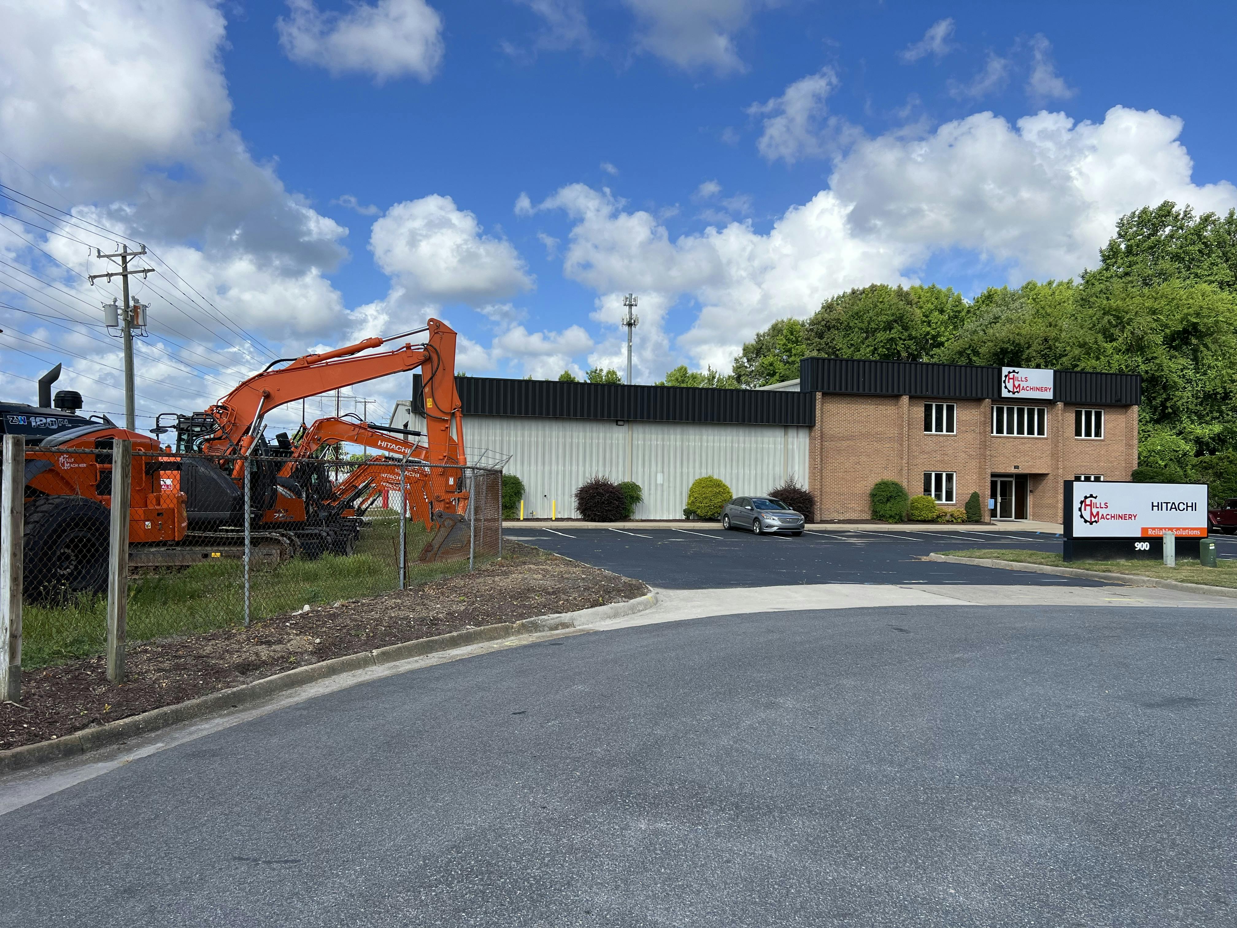 668ff173169a5335d69f9380 Hills Chesapeake