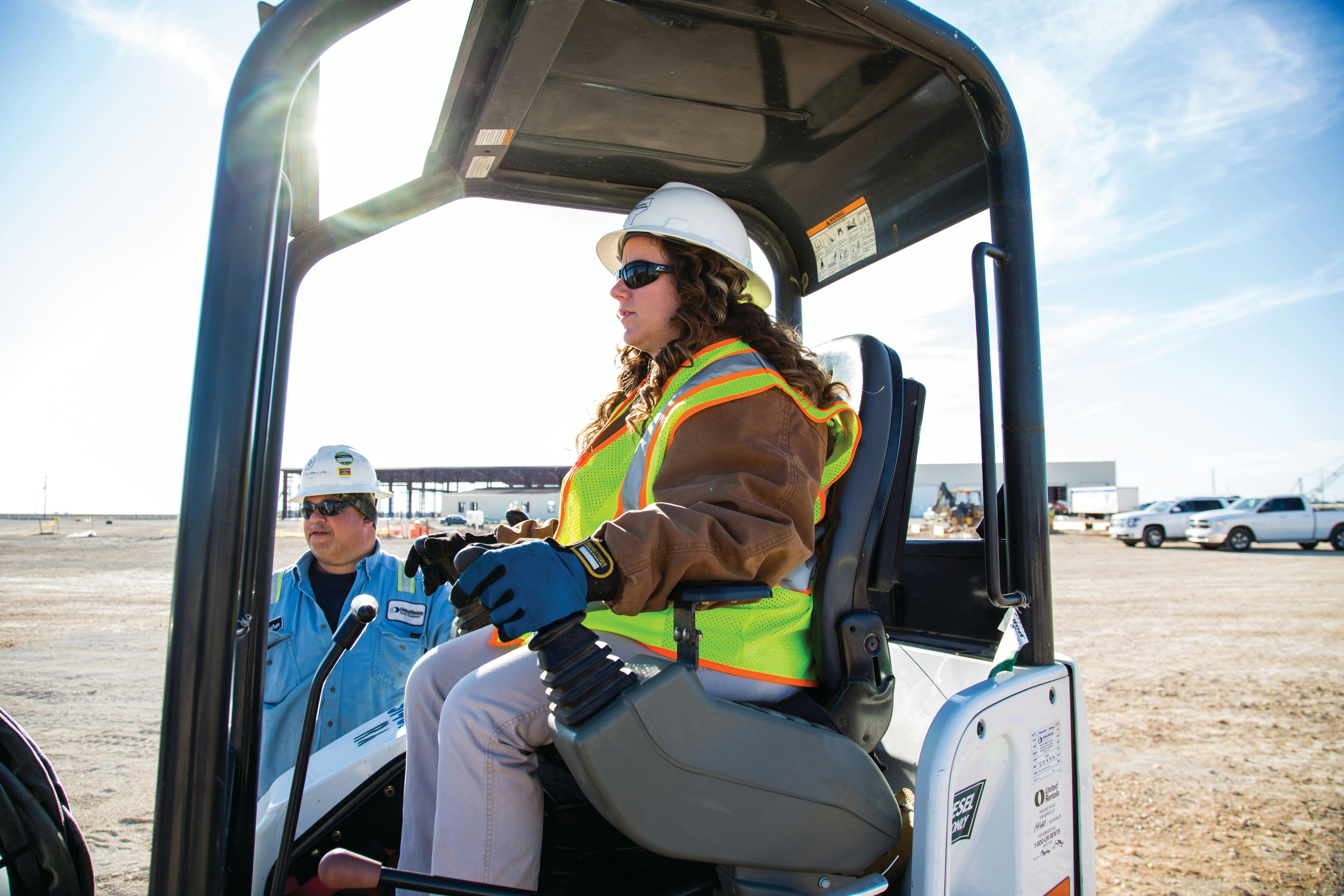 669c408e1b5580df8991705a United Rentals United Academy 24