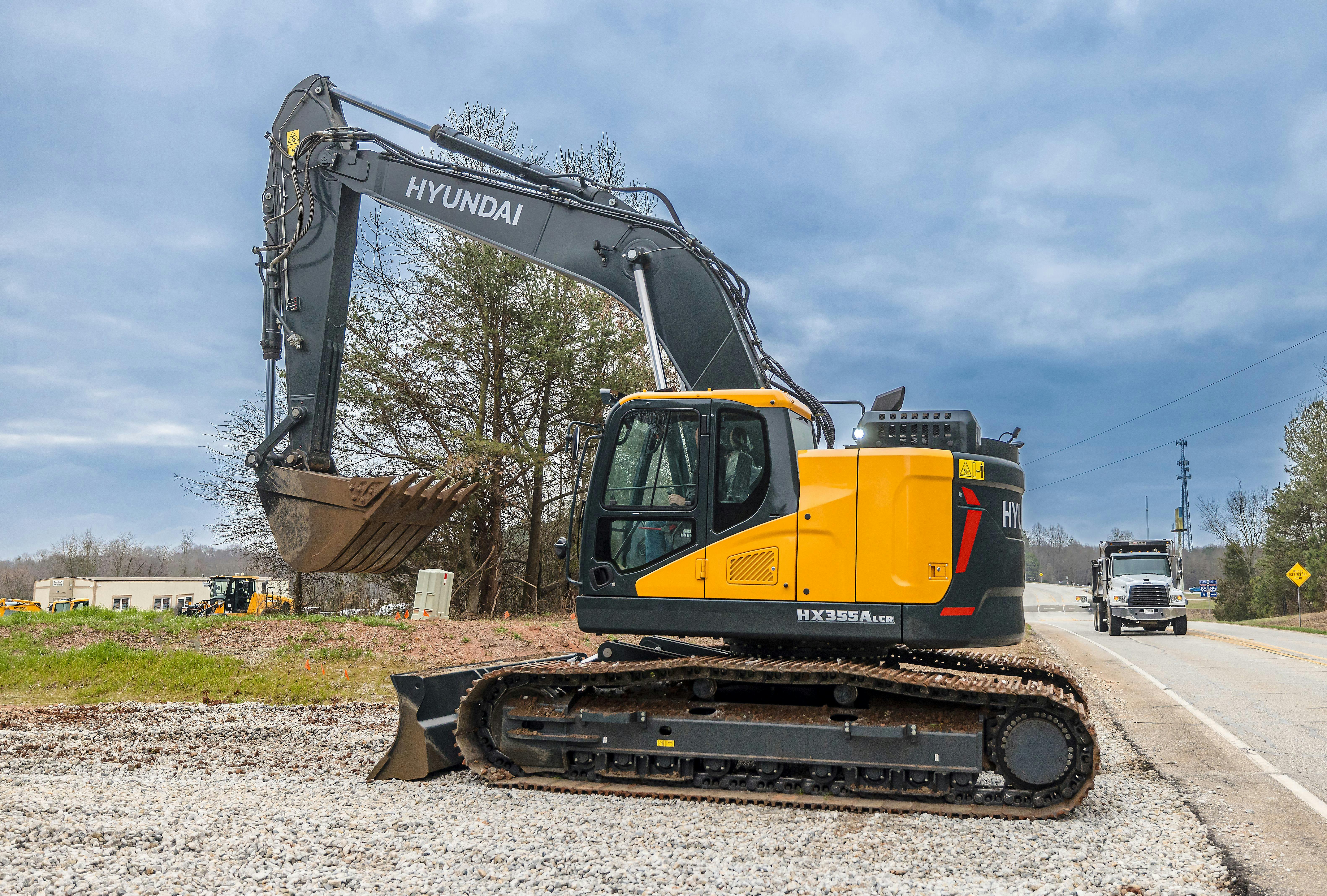 66bc086cfb11a66585ea14cf Hyundai Hx355alcr Roadside Mr 002 2024
