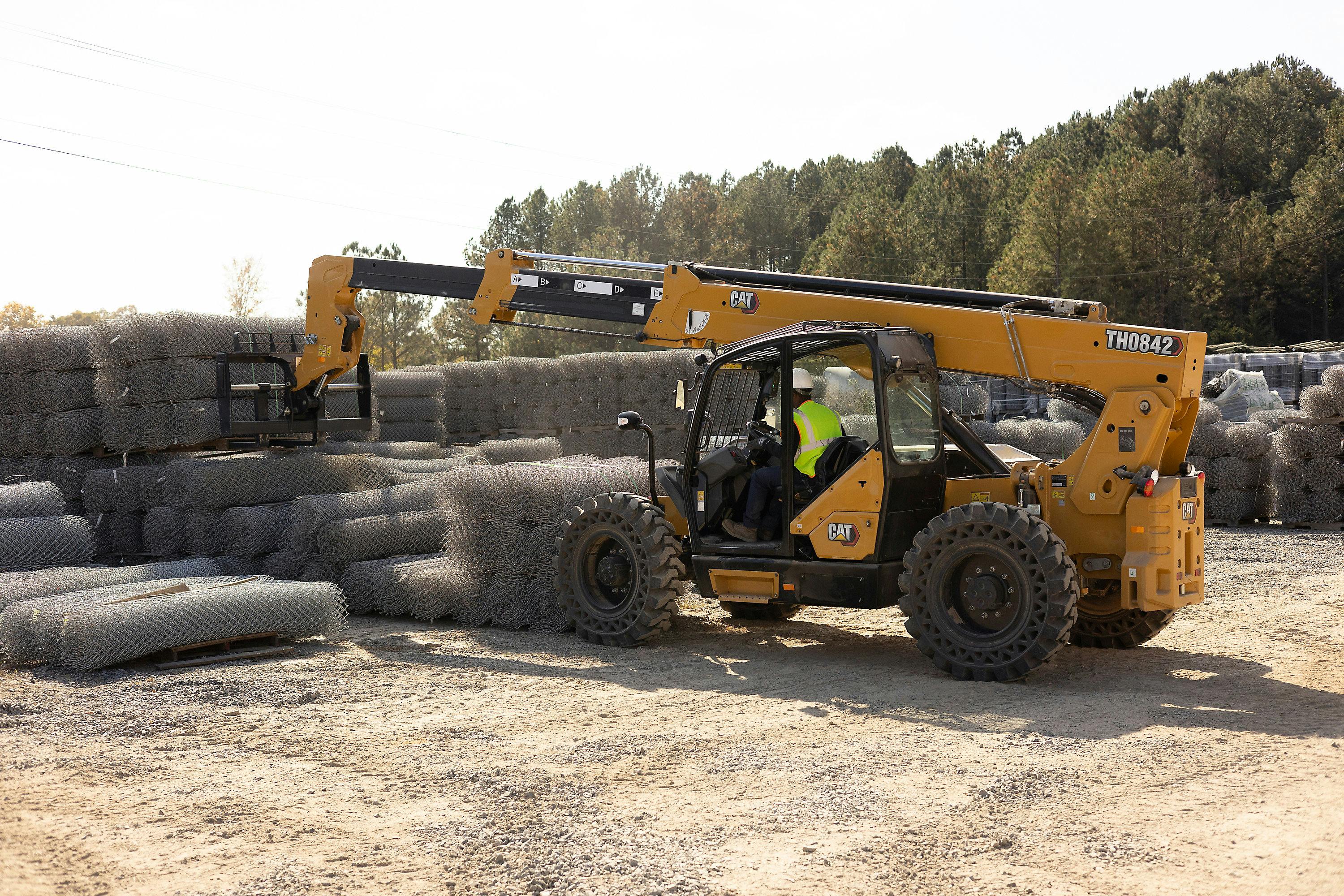 67875a2f4477ab013fc47801 Caterpillar Telehandlers Jan 2025