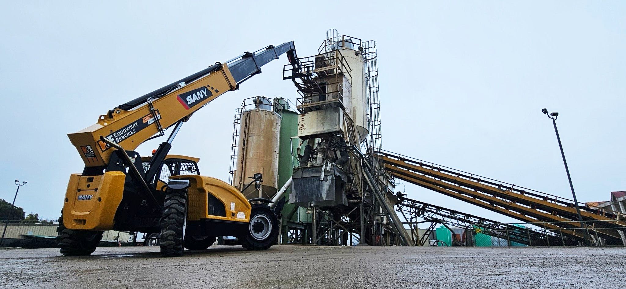 67ad0aa936c2e27d1cb56bf2 He Rentals Bakersfield 225