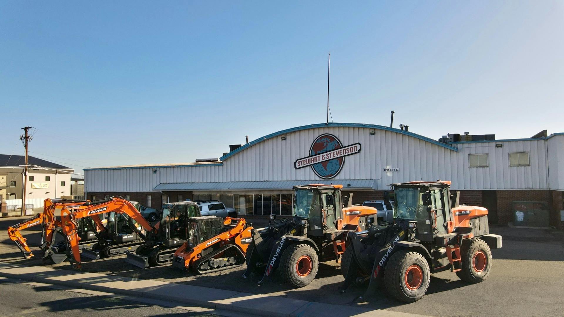 67b67e7b97393ba68f8174dc Develon Stewart And Stevenson 225