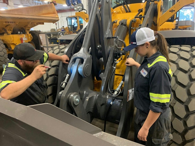 67d1e98afc8623f3d057cc54 Alta Techs With Wheel Loader
