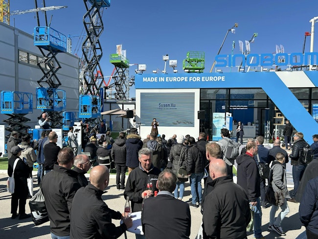 67f700dc00179186fd343f3a Sinoboom Booth At Bauma 425
