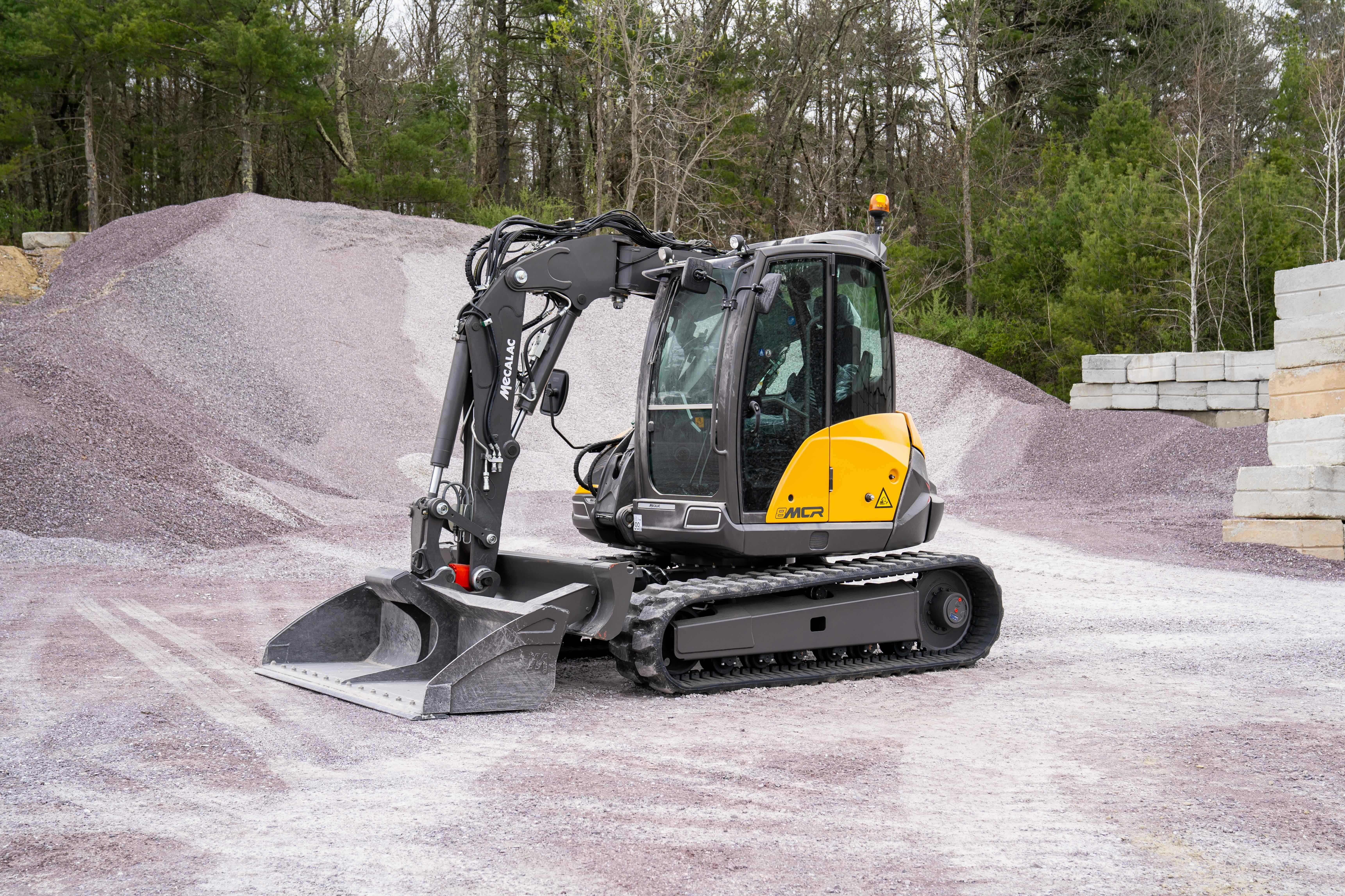 6811749b56593de52bf4a79e Mecalac Mcr 2