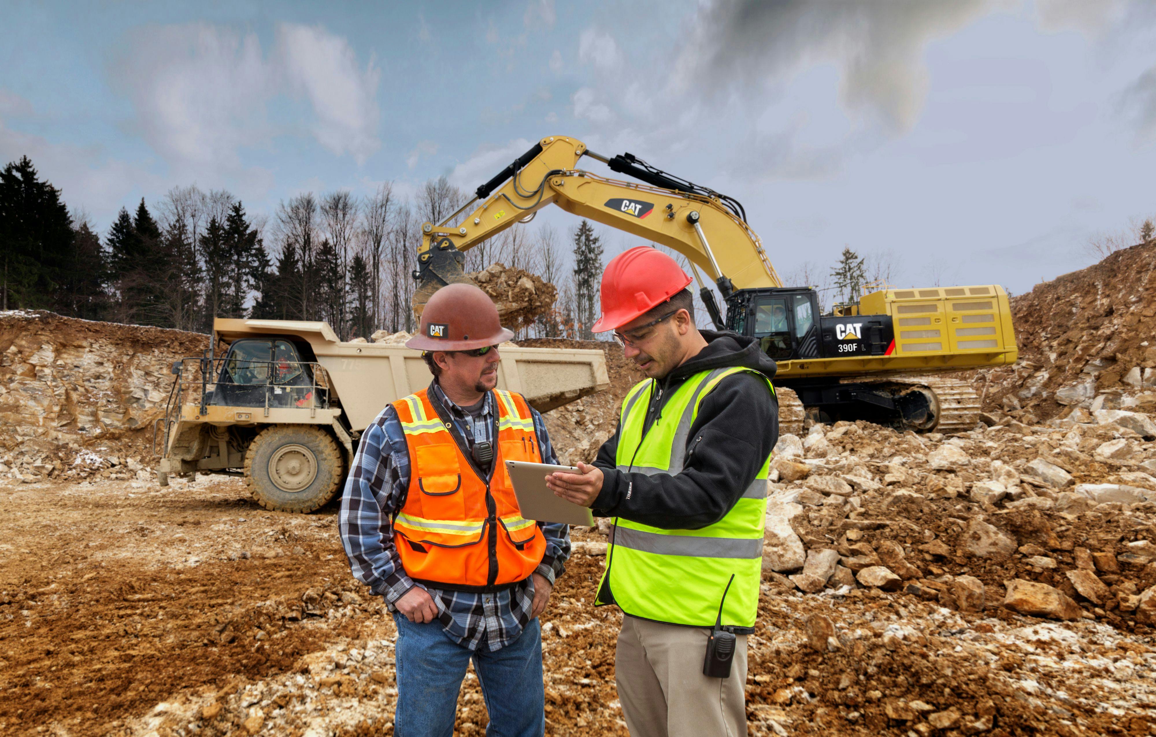 683d18be8d318e2236e63a38 Finning 20221 Jobsite