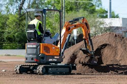 68c05d5e00ff96846cf7b989 Develon Miniexcavator Spotlight2 925 68c05d5e00ff96846cf7b989 Develon Miniexcavator Spotlight2 925