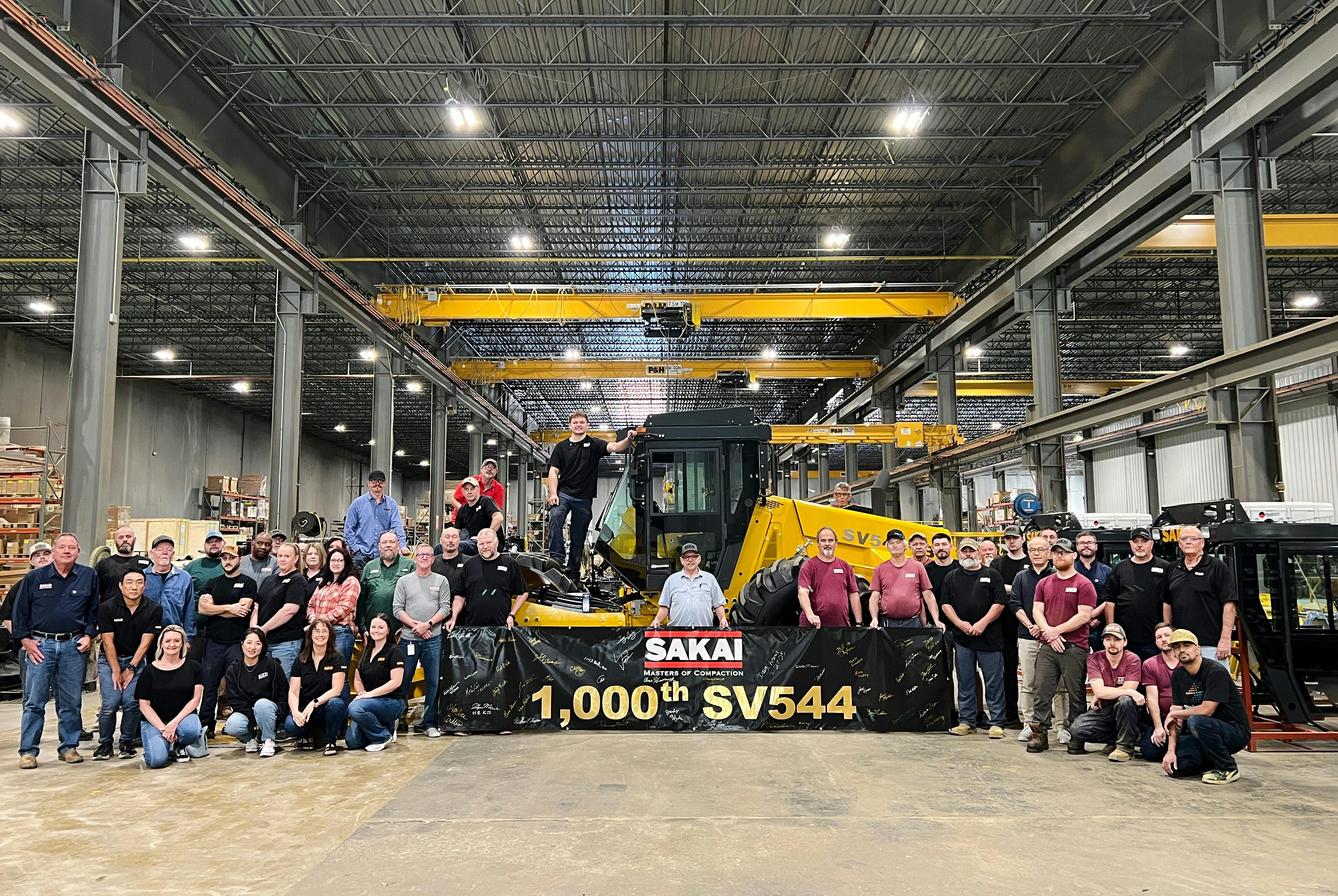 68c1d454298b133a2abfebb3 Sakai 1000th Sv544 Group Photo 925