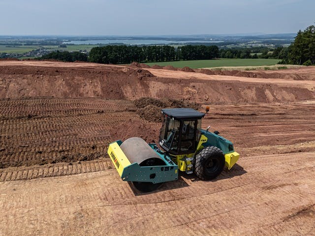 ammann_compaction_roller_925