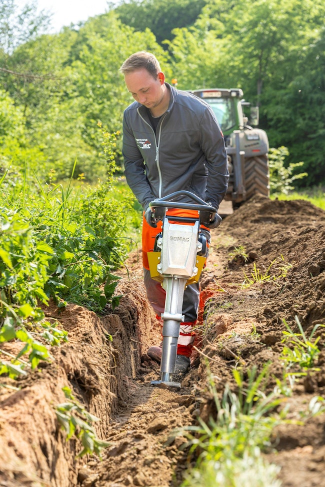 68e427156078c3ea562fa20e Bomag Tamper Bt302 Release 1025