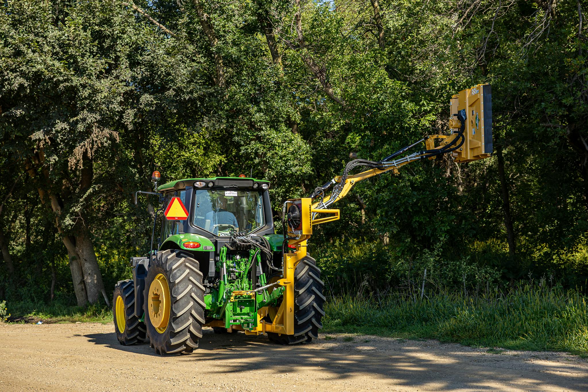 68e58da4d109ac29724d3f09 Diamond Mowers Midmount Boom Mower 1025