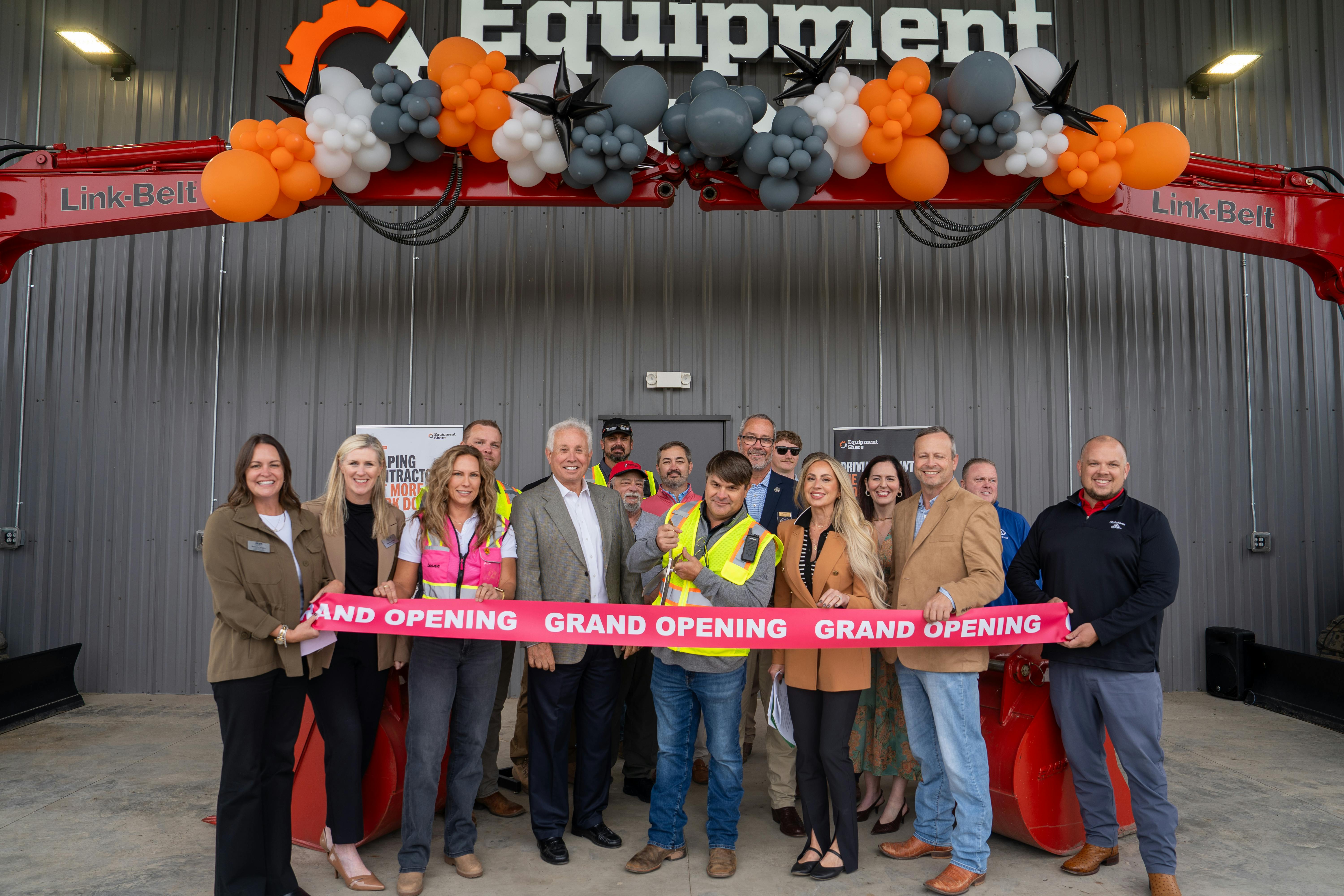 68eea8871f7aa35ea2fe6f0f Equipmentshare Savannah Ribbon Cutting