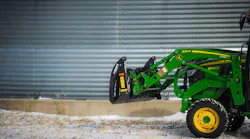 ignite_compact_tractor_grapple_hook_and_pin_525