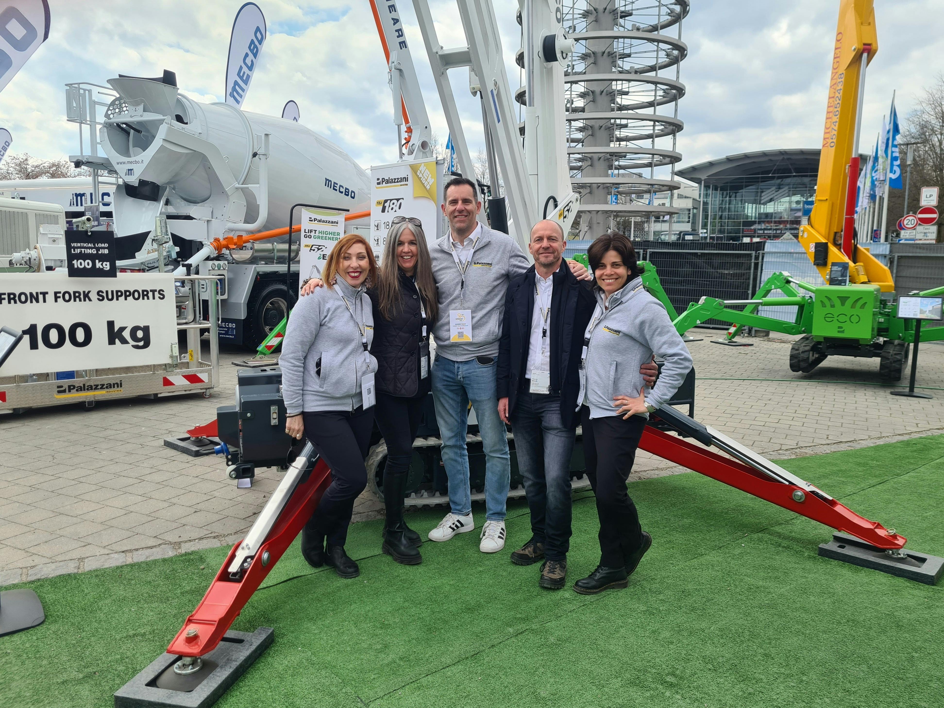 Palazzani and Lolex staff at Bauma in April, developing their collaborative relationship.