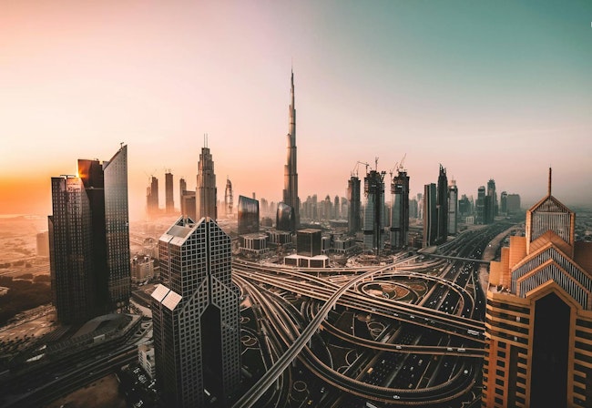 692cbd89d1b91682e084b2c8 Dubai Skyline