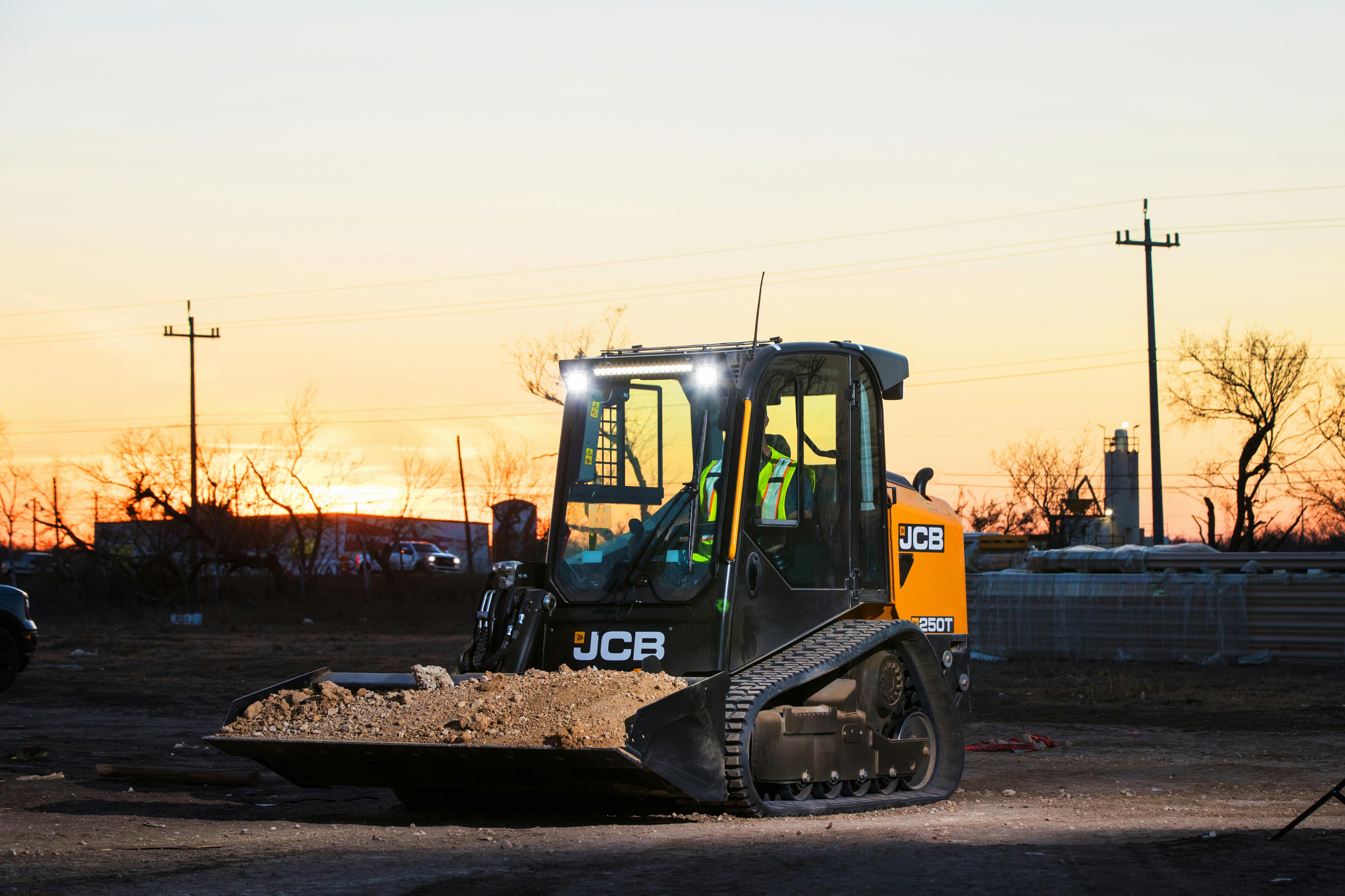 69de990a70e48a68bbcf7964 Jcb 250t San Antonio 426