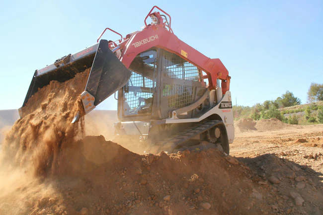 69f166750c6410d93bb2c4bd Takeuchi Tl10v2 Action 426