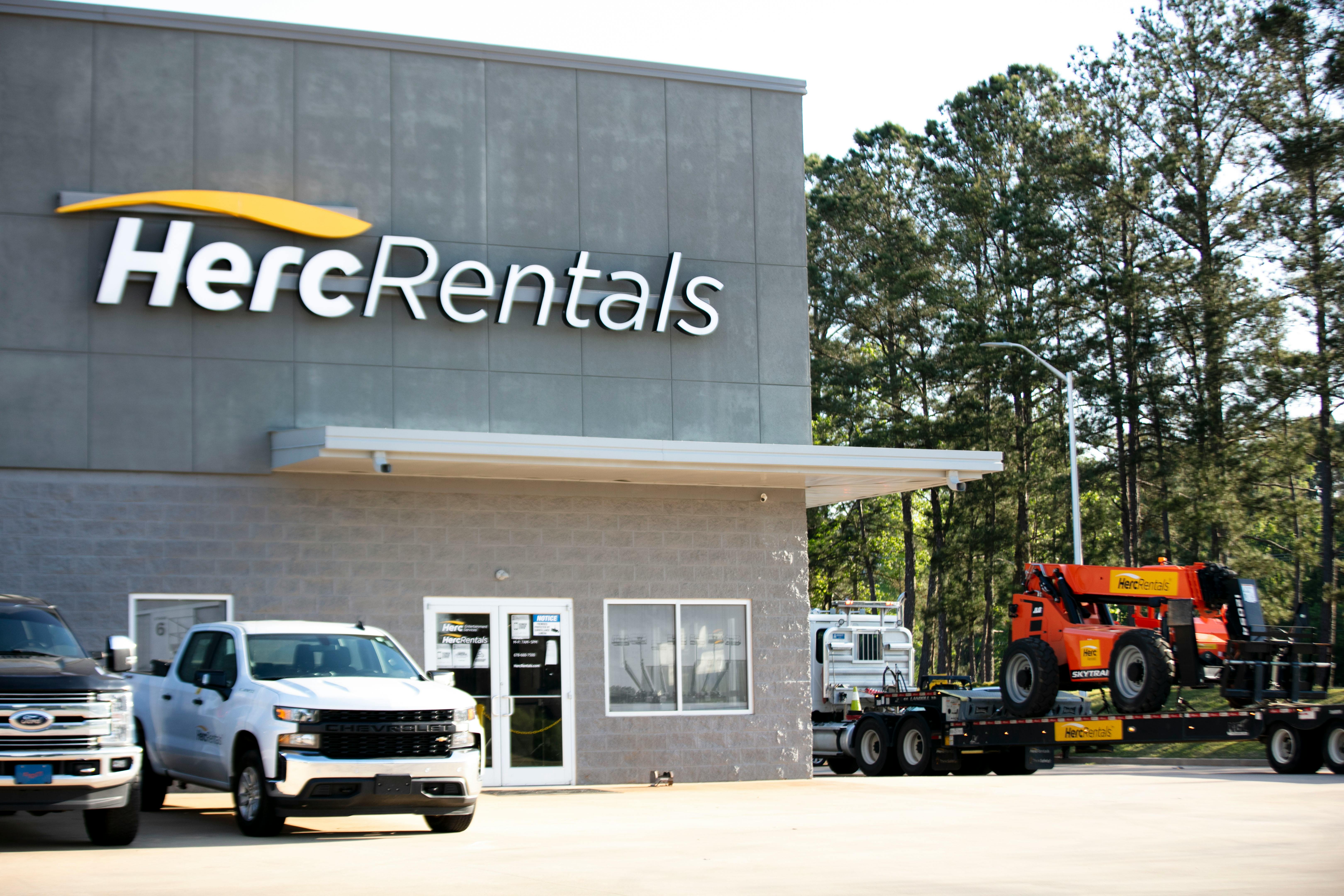 69f26dcce09bb92b66e22cc5 Herc Rentals Nov 23 Rc Facade Delivery Truck