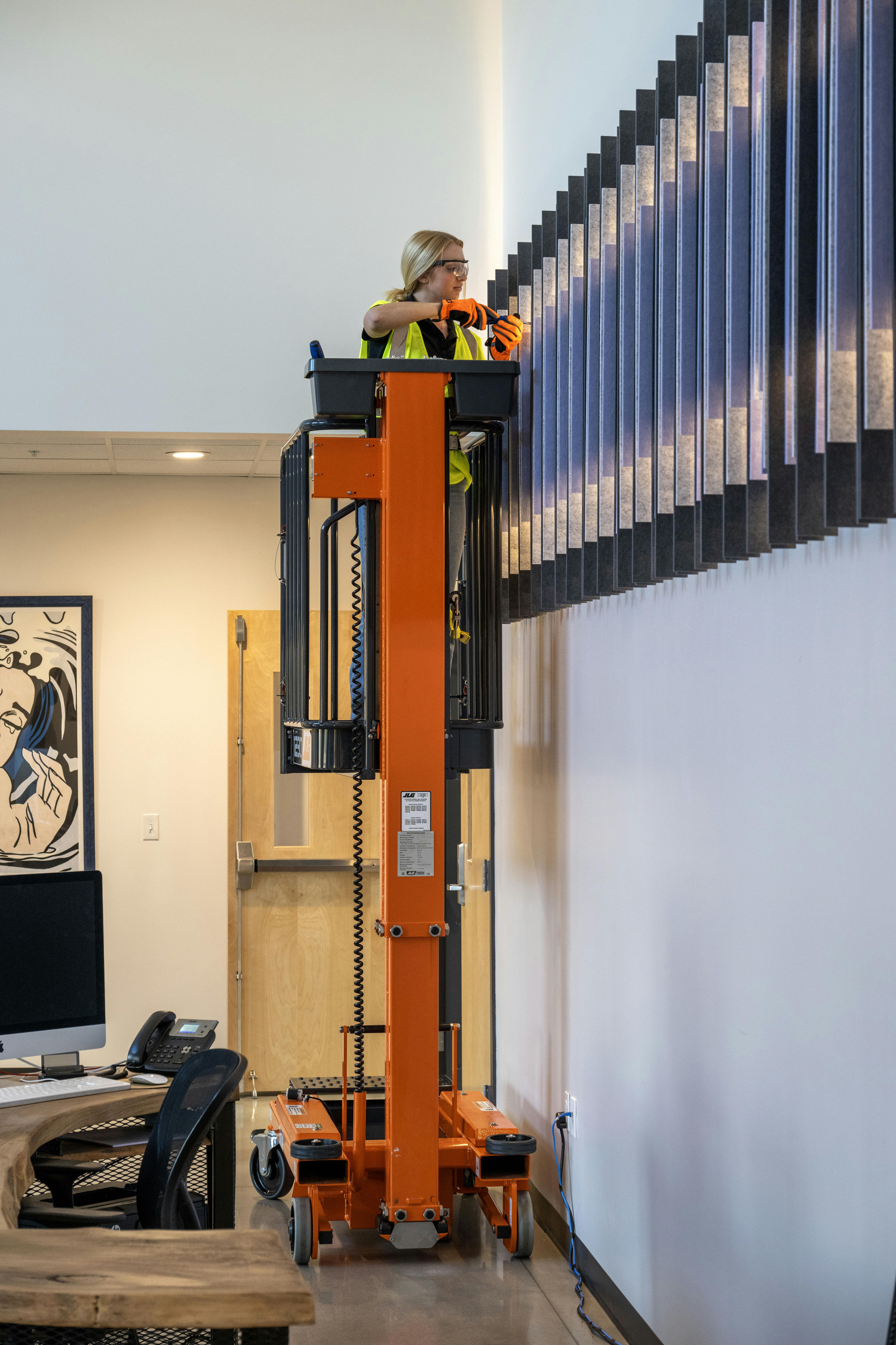 6a05176ea2f29f58ca3530e2 Jlg 1230p Lift Low Level 326