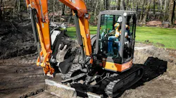 hitachi_compact_excavator_2023_zx50u5n_2mb_003