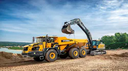 hyundai_adt_being_loaded_626