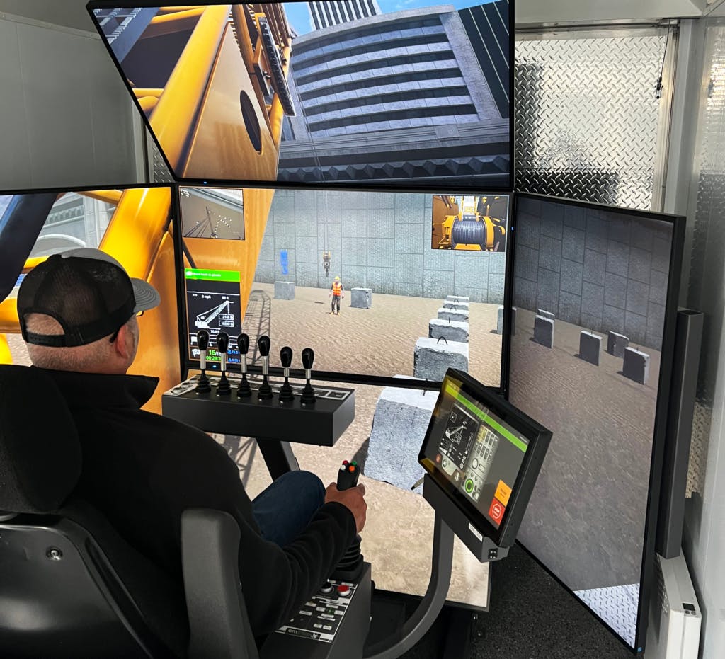 cm_labs_operator_lifting_simulator_926
