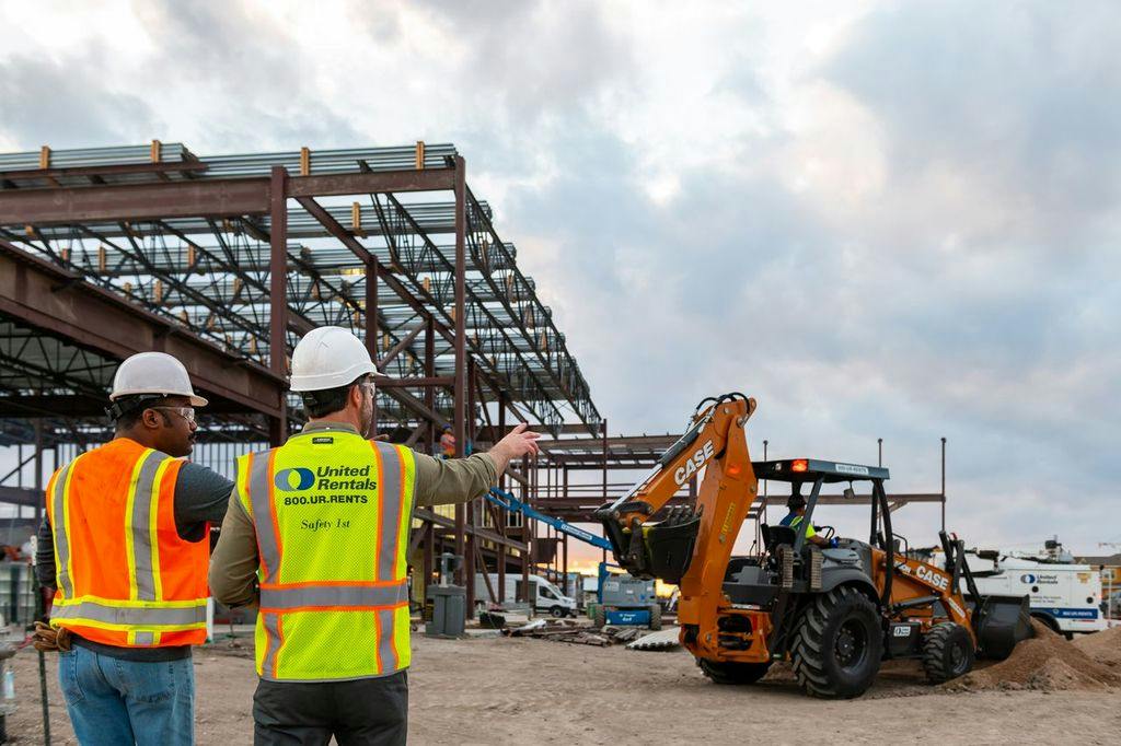6aa1db3ca9cc42f885afc41e United Rentals Construction Jobsite Shot 526