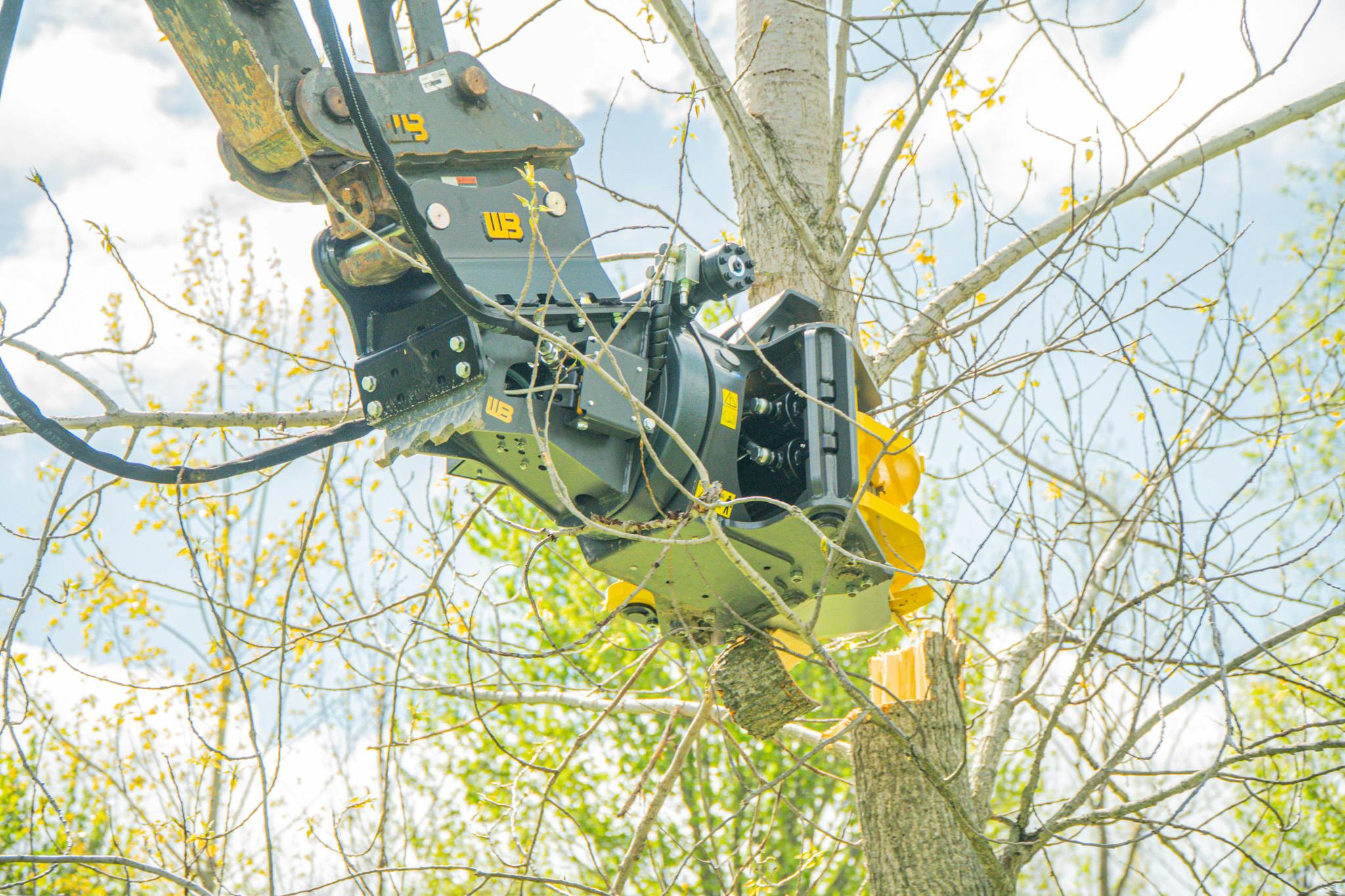 werk_brau_excavator_tree_shear_attachment_926