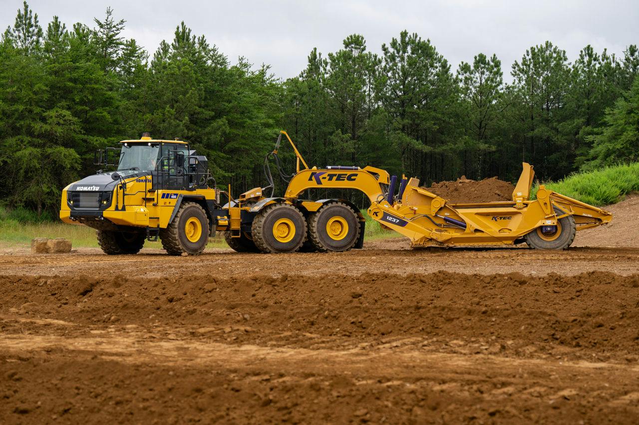 6ae119983f259c022b3d4007 Komatsu Ktec Scraper 1026
